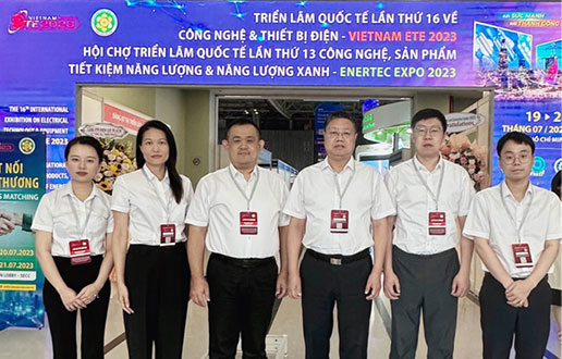 海阔天高 ，，，“颐越”千里